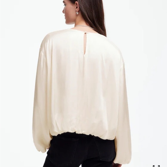 Madewell winter white Long-Sleeve Bubble-Hem Top in Satin - Picture 3 of 4